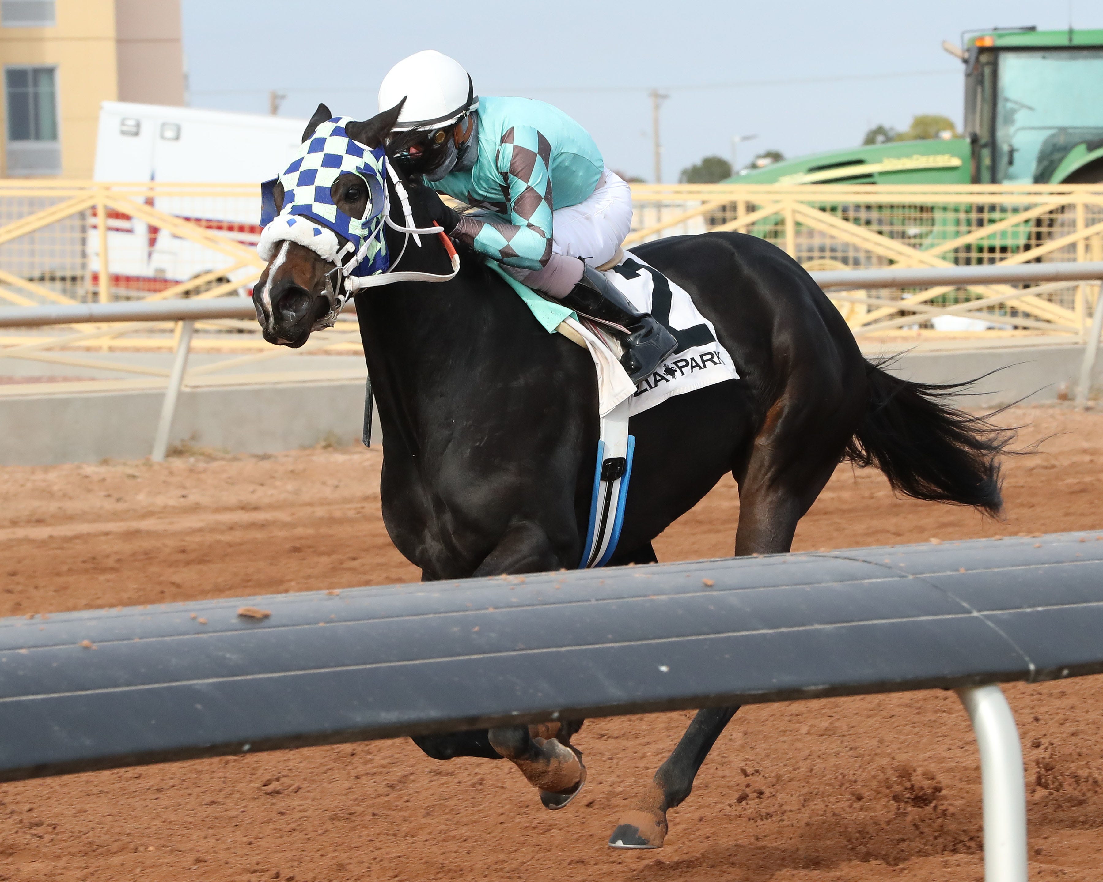 Sunland Park opens with New Mexico Racing Commission, KLAQ